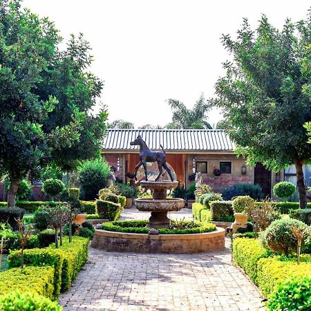 Maretlwane Guesthouse Buffelspoort Buitenkant foto