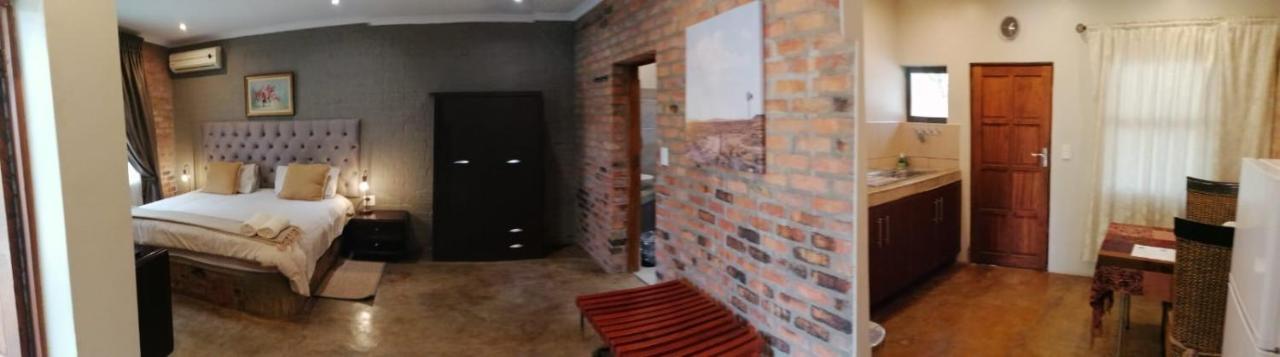 Maretlwane Guesthouse Buffelspoort Buitenkant foto