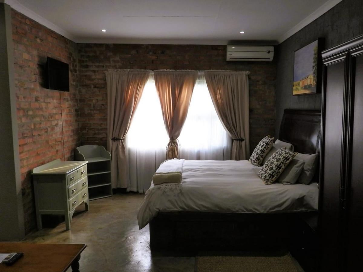 Maretlwane Guesthouse Buffelspoort Buitenkant foto