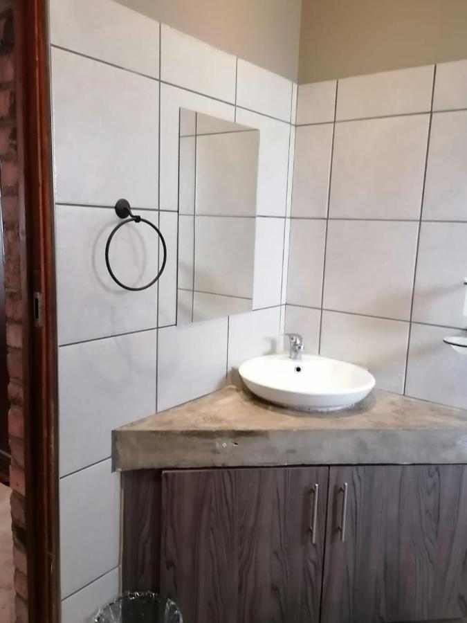 Maretlwane Guesthouse Buffelspoort Buitenkant foto
